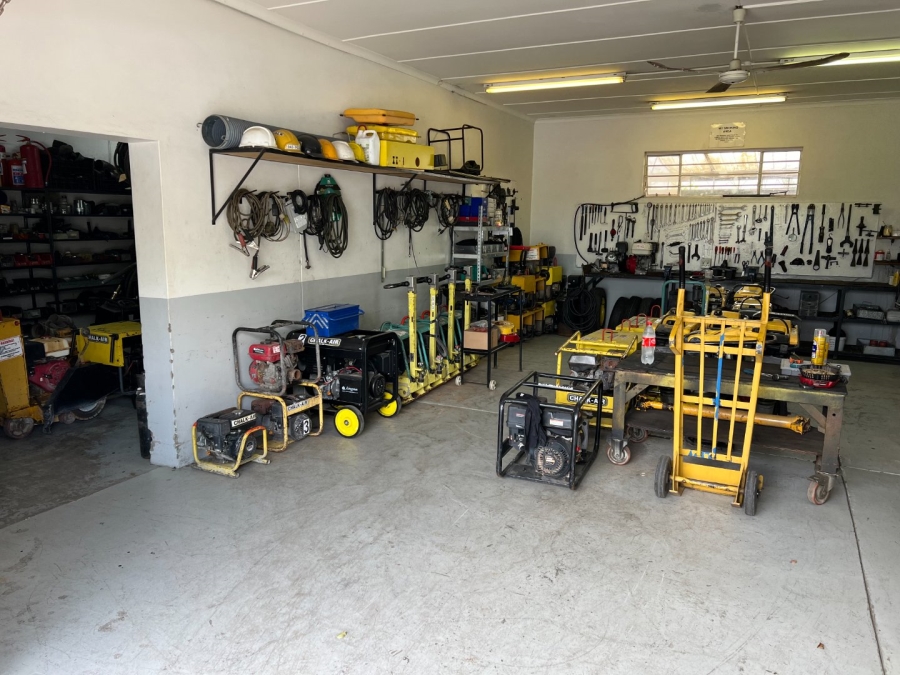 Commercial Property for Sale in Braelyn Eastern Cape